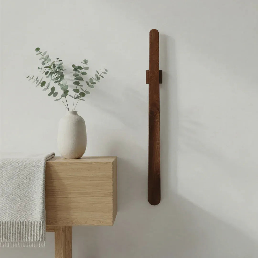 Skivax™ – Calzascarpe magnetico murale