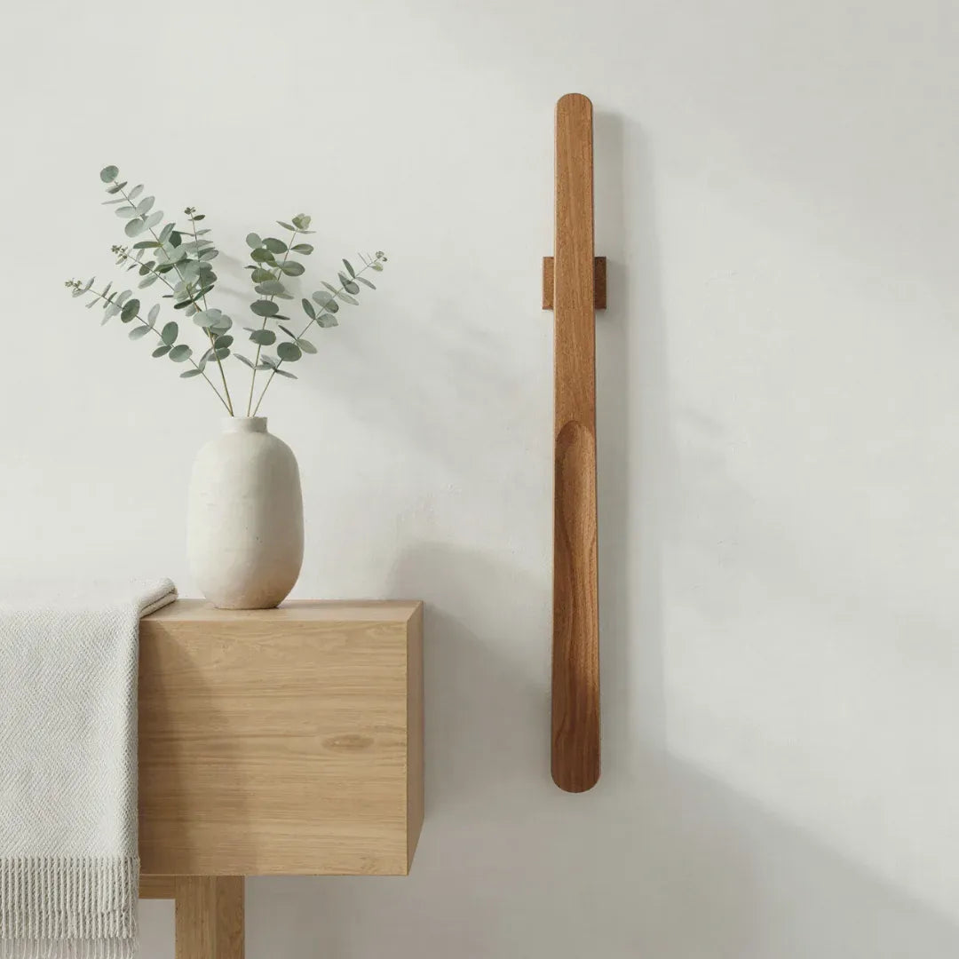 Skivax™ – Calzascarpe magnetico murale